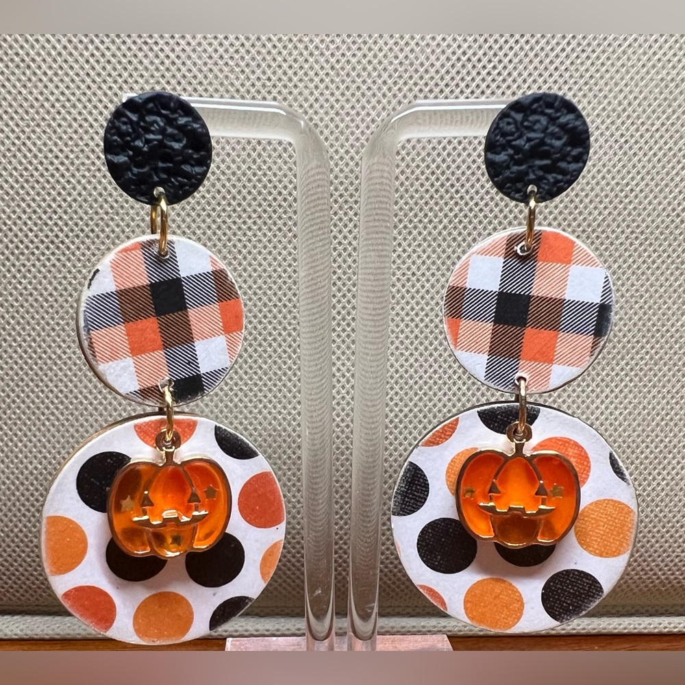 Halloween earrings hand crafted 🎃